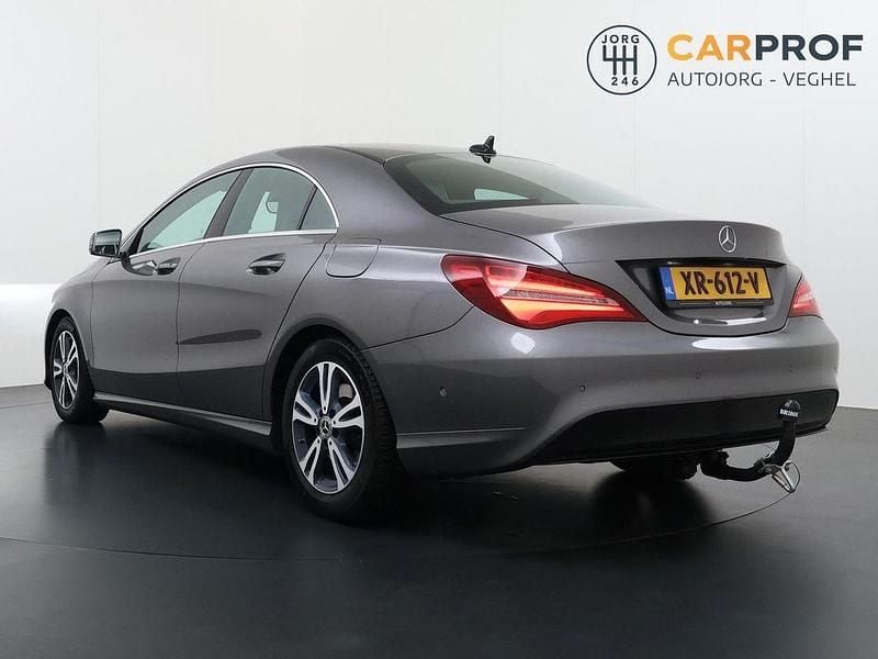 Gebraucht Mercedes CLA180 Ambition 122 PS (89 kW) 2019 Grau Limousine