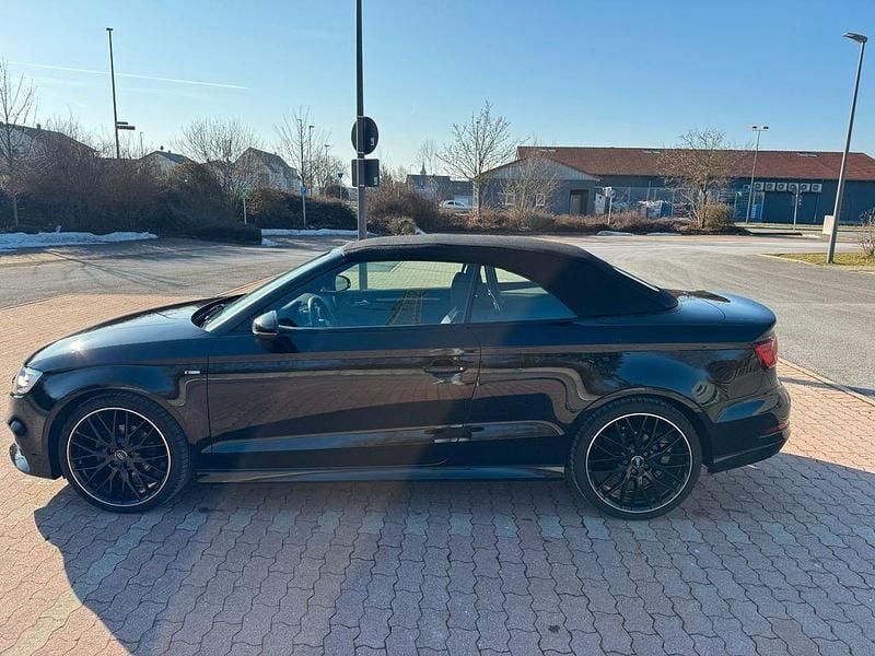 Gebraucht Audi A3 Cabriolet Sport 150 PS (110 kW) 2020 Schwarz Cabrio
