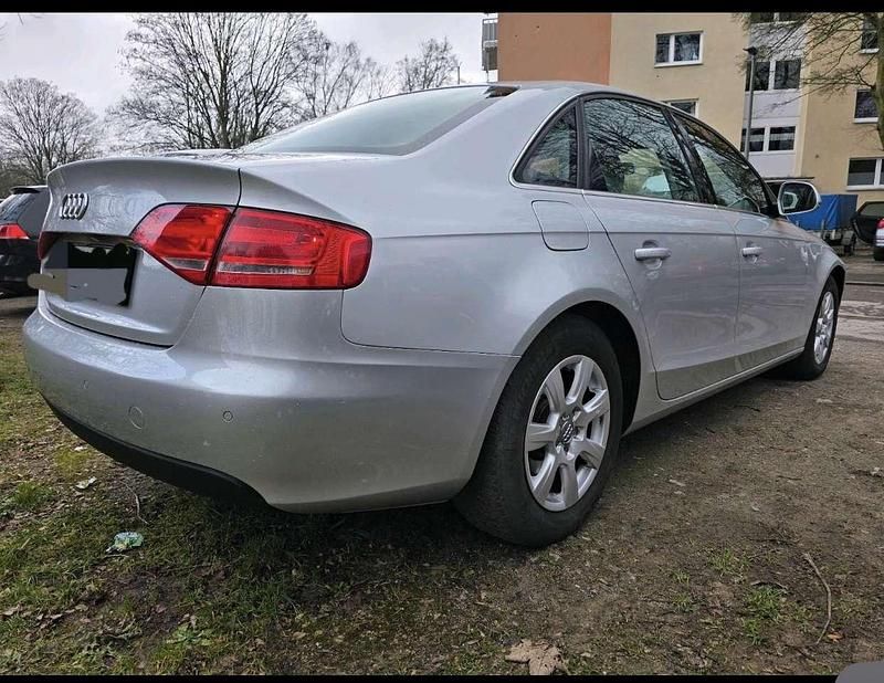 Gebraucht Audi A4 Attraction 120 PS (88 kW) 2008 Grau Limousine