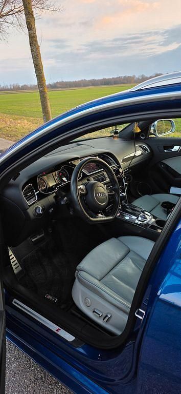 Gebraucht Audi RS4 Ambiente 450 PS (330 kW) 2015 Blau Kombi