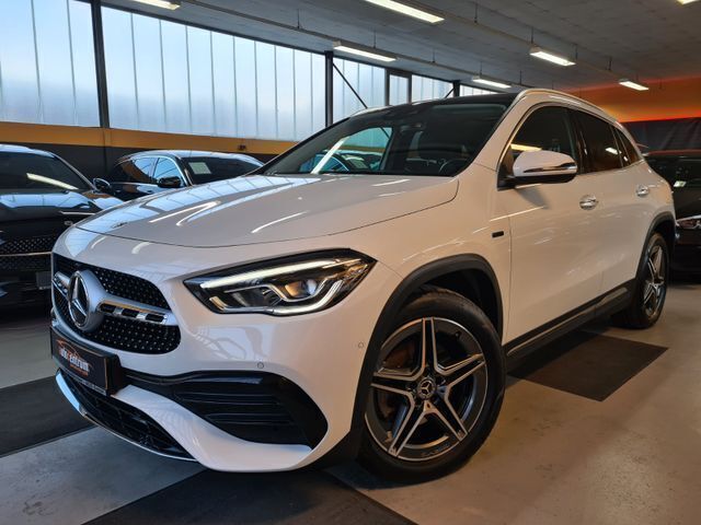 Digitalweiss metalliclack Gebraucht 2021 Mercedes GLA250 AMG SUV | 36.990 € (Fairer Preis) - Bild 1/4