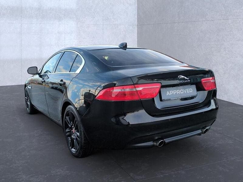 Gebraucht Jaguar XE Prestige 241 PS (177 kW) 2017 Schwarz Limousine
