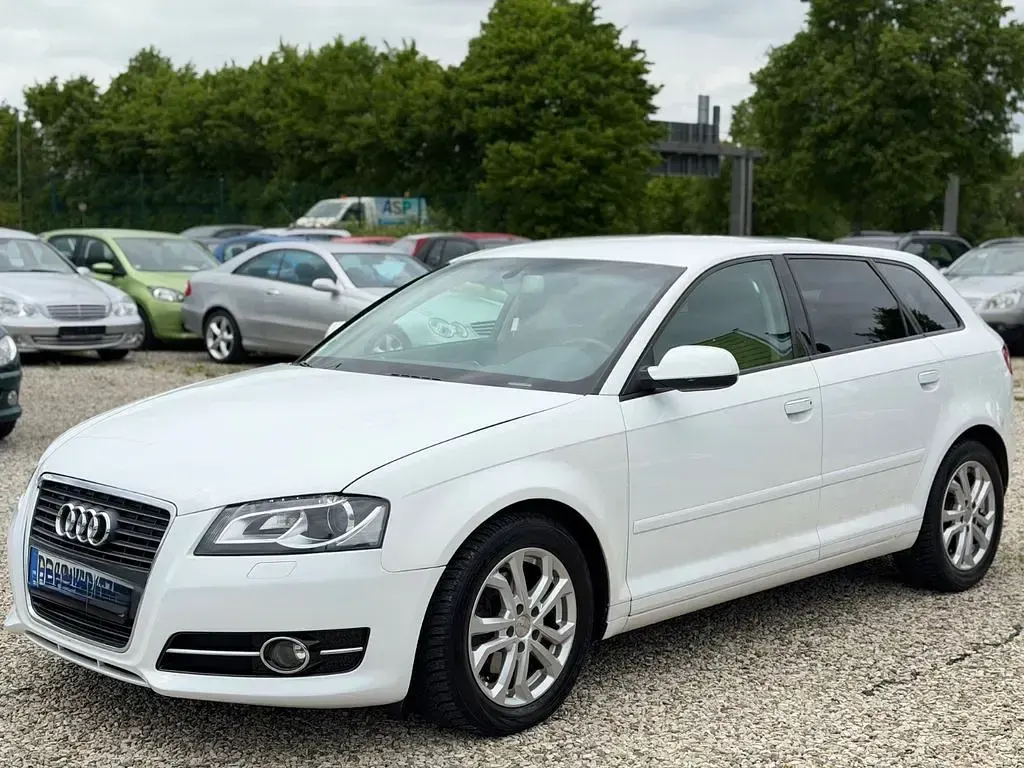 Gebraucht Audi A3 125 PS (91 kW) 2012 Weiß Kleinwagen