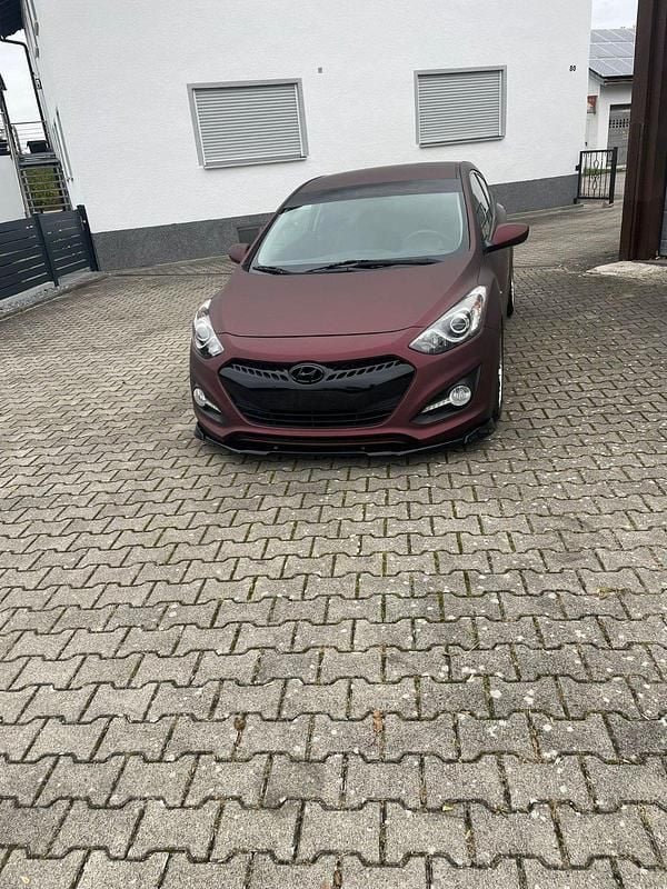 Silber Gebraucht 2014 Hyundai i30 Coupé | 3.900 € (Etwas zu teuer) - Bild 1/4
