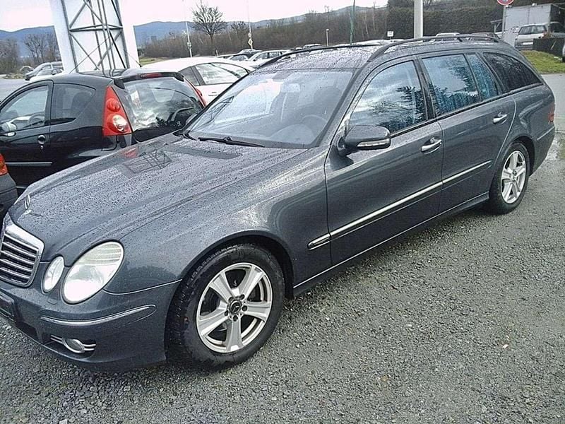 Gebraucht Mercedes E220 Avantgarde 204 PS (150 kW) 2009 Tenoritgrau  metalliclack Kombi
