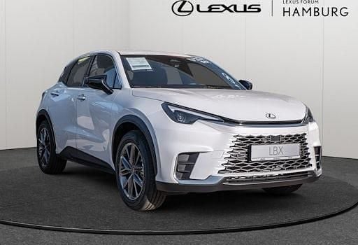 Neu Lexus LBX 136 PS (100 kW) 2026 Weiß SUV