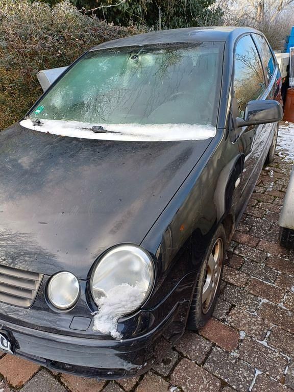Gebraucht VW Polo Basis 75 PS (55 kW) 2004 Schwarz Kleinwagen