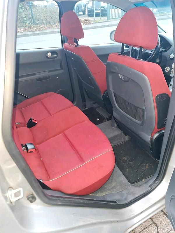 Gebraucht Mitsubishi Colt 85 PS (62 kW) 2004 Grau Kleinwagen