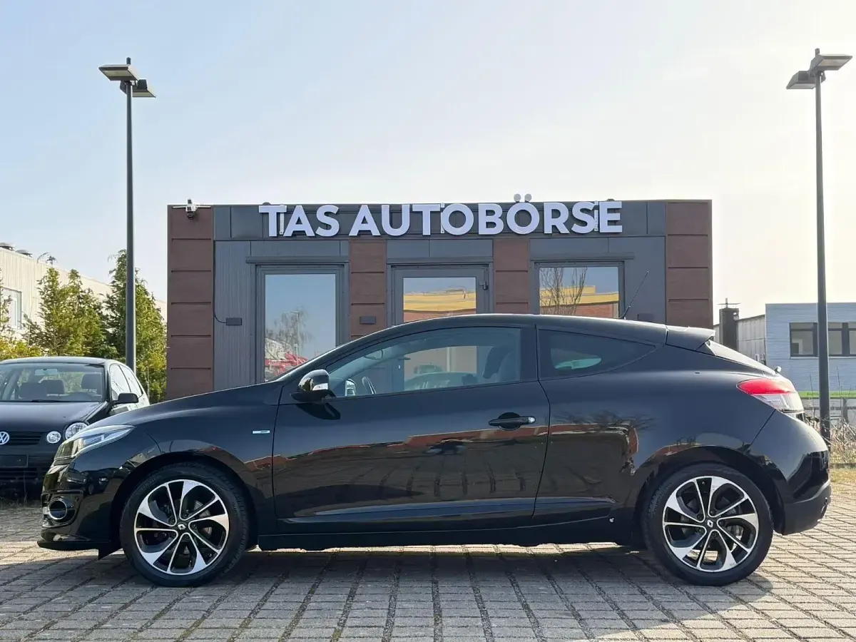 Gebraucht Renault Mégane Coupé Bose Edition 132 PS (97 kW) 2015 Schwarz Coupé