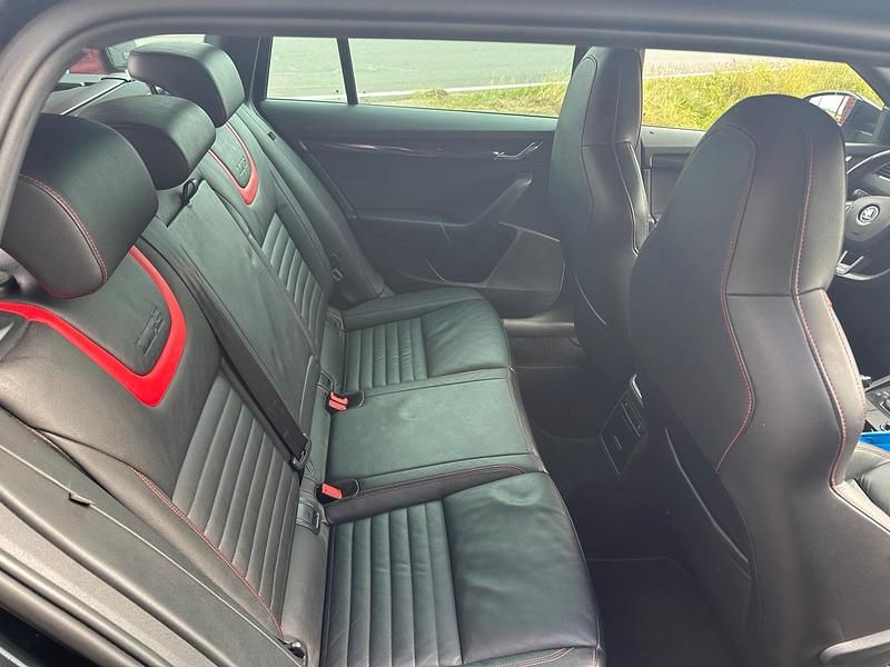 Gebraucht Skoda Octavia RS 184 PS (135 kW) 2014 Schwarz Kleinwagen