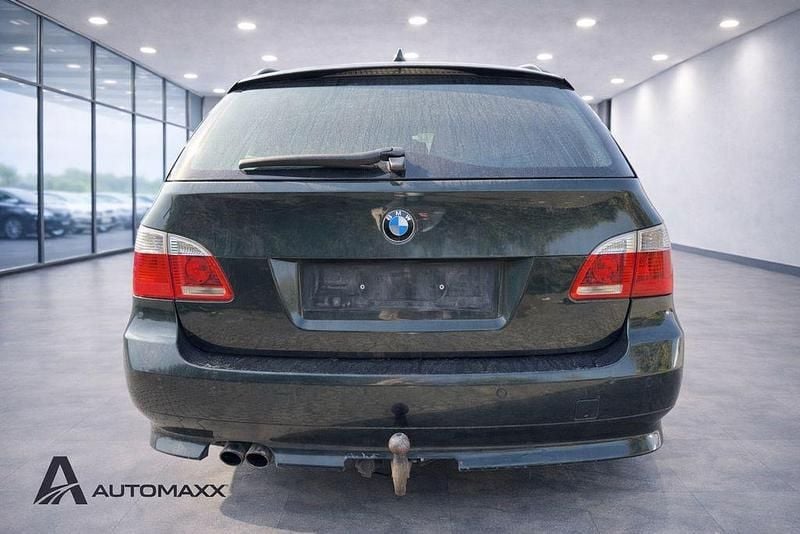 Gebraucht BMW 525 177 PS (130 kW) 2005 Grün Kombi