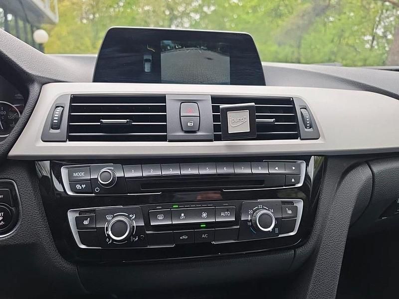 Gebraucht BMW 320 190 PS (139 kW) 2018 Grau Limousine