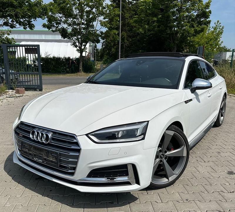 Weiß Gebraucht 2017 Audi S5 Sportback Ambiente Kleinwagen | 24.799 € (Superpreis) - Bild 1/4