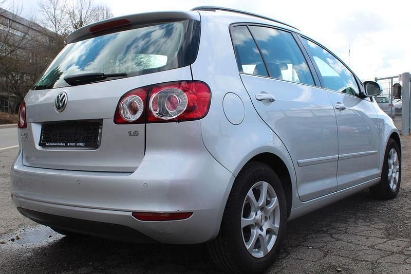 Gebraucht VW Golf Plus Cross Trendline 102 PS (75 kW) 2010 Silber Van / Kleinbus