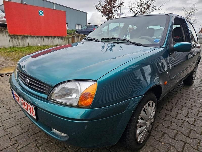Gebraucht Ford Fiesta Ghia 75 PS (55 kW) 2000 Grün Kleinwagen