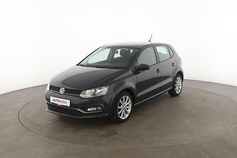 Grau Gebraucht 2016 VW Polo Highline Limousine | 9.890 € (Fairer Preis) - Bild 1/3