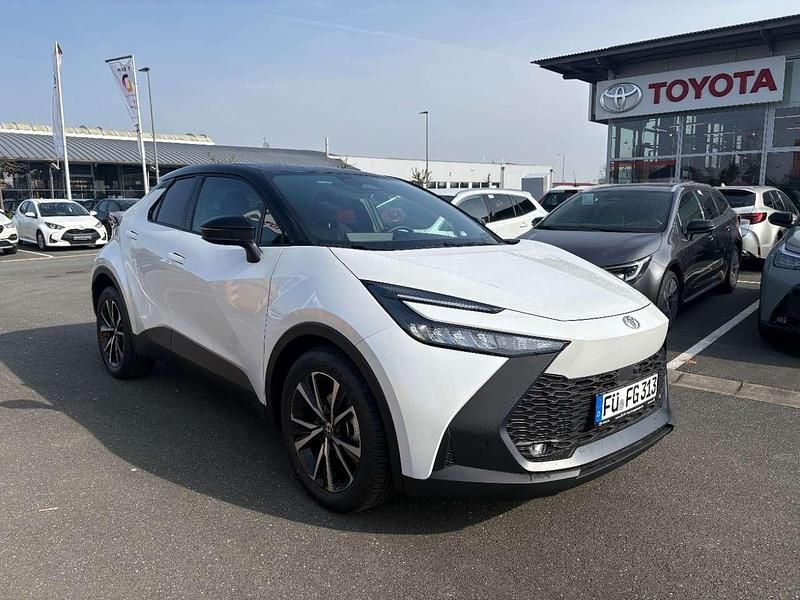 Gebraucht Toyota C-HR 140 PS (102 kW) 2025 Platinumweiss perleffekt / dac SUV