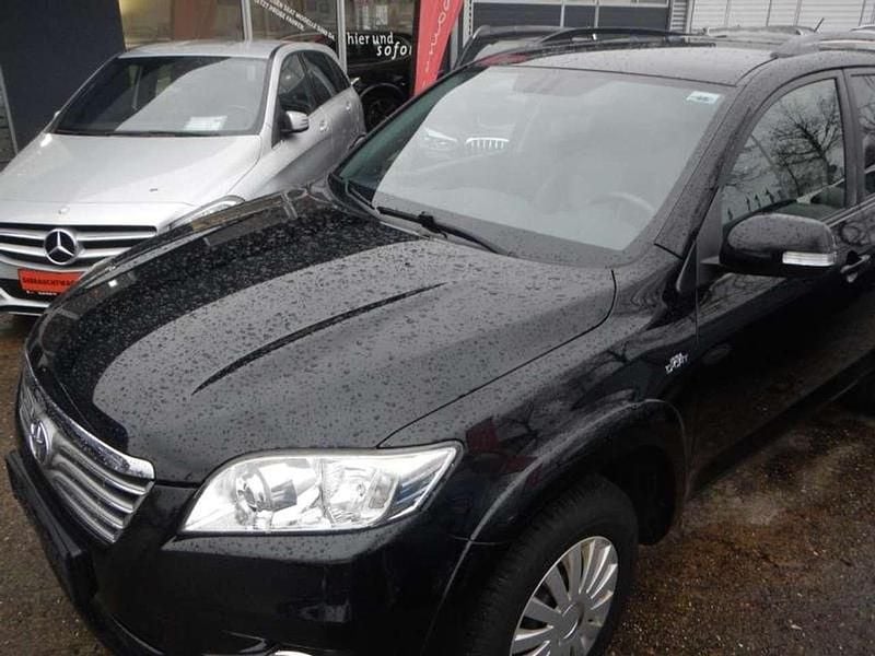 Onyxschwarz Gebraucht 2012 Toyota RAV4 Executive SUV | 12.990 € (Teuer) - Bild 1/4