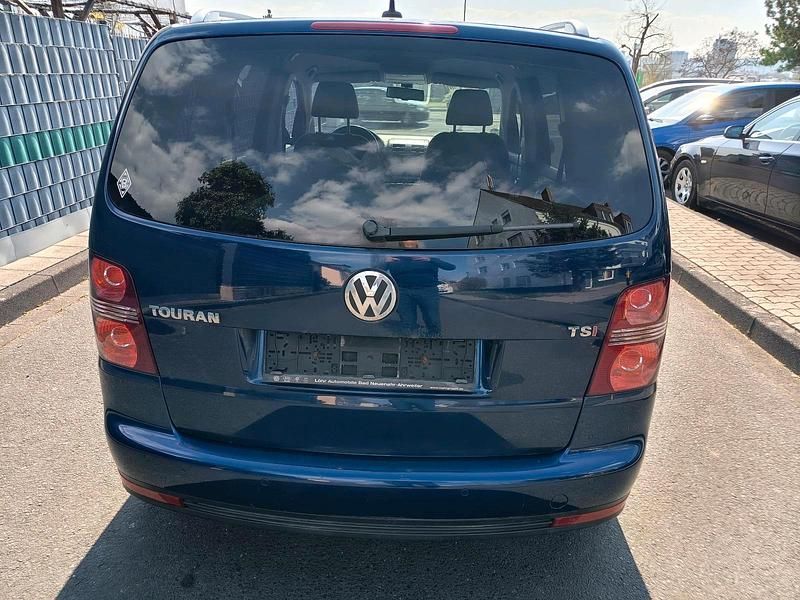 Gebraucht VW Touran 140 PS (102 kW) 2007 Blau Van / Kleinbus