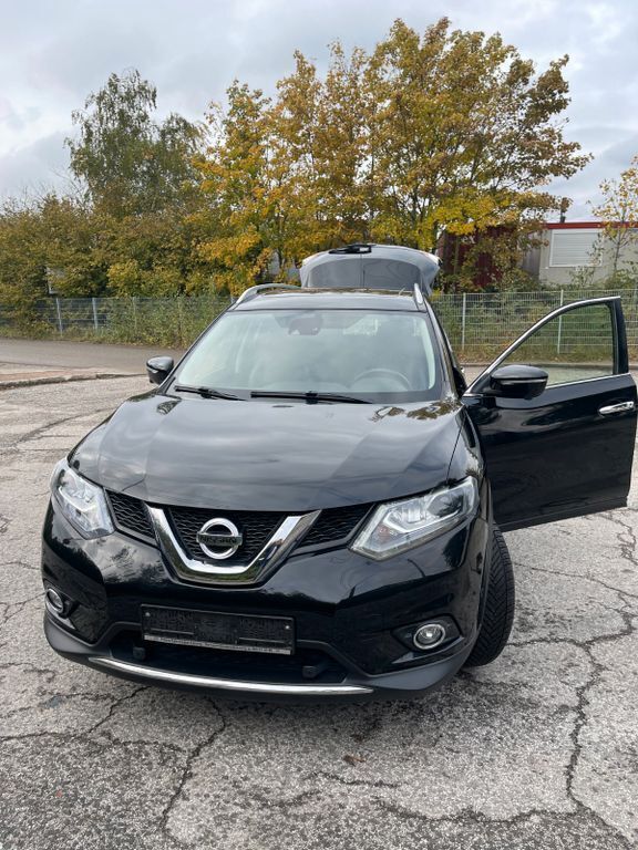Schwarz Gebraucht 2016 Nissan X-Trail 360º SUV | 13.900 € (Fairer Preis) - Bild 1/4