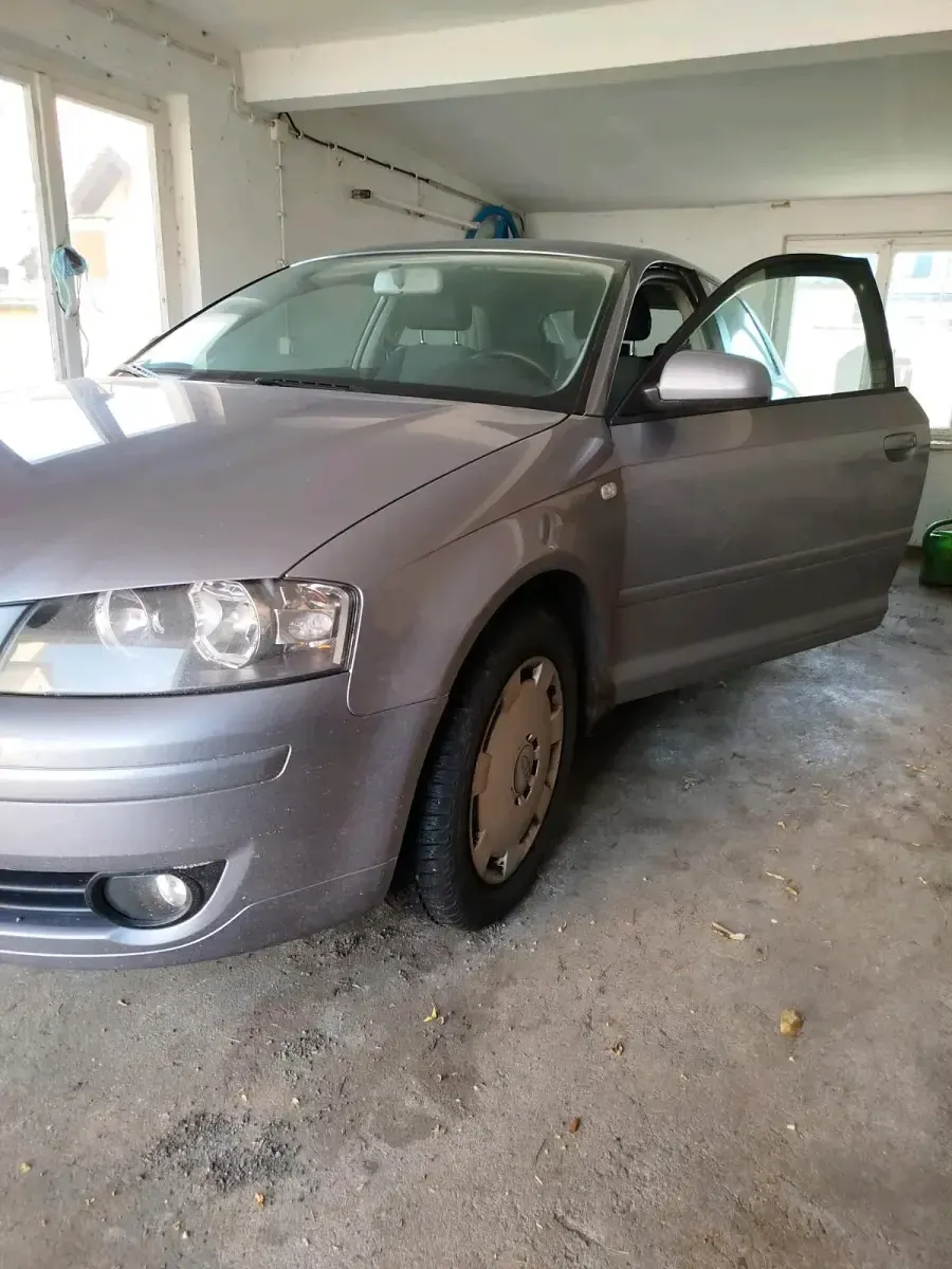 Używany Audi A3 102 KM (75 kW) 2006 Srebrny Hatchback