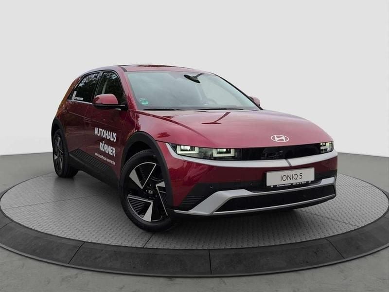 Rot Gebraucht 2025 Hyundai Ioniq 6 Techniq Limousine | 47.995 € (Superpreis) - Bild 1/4