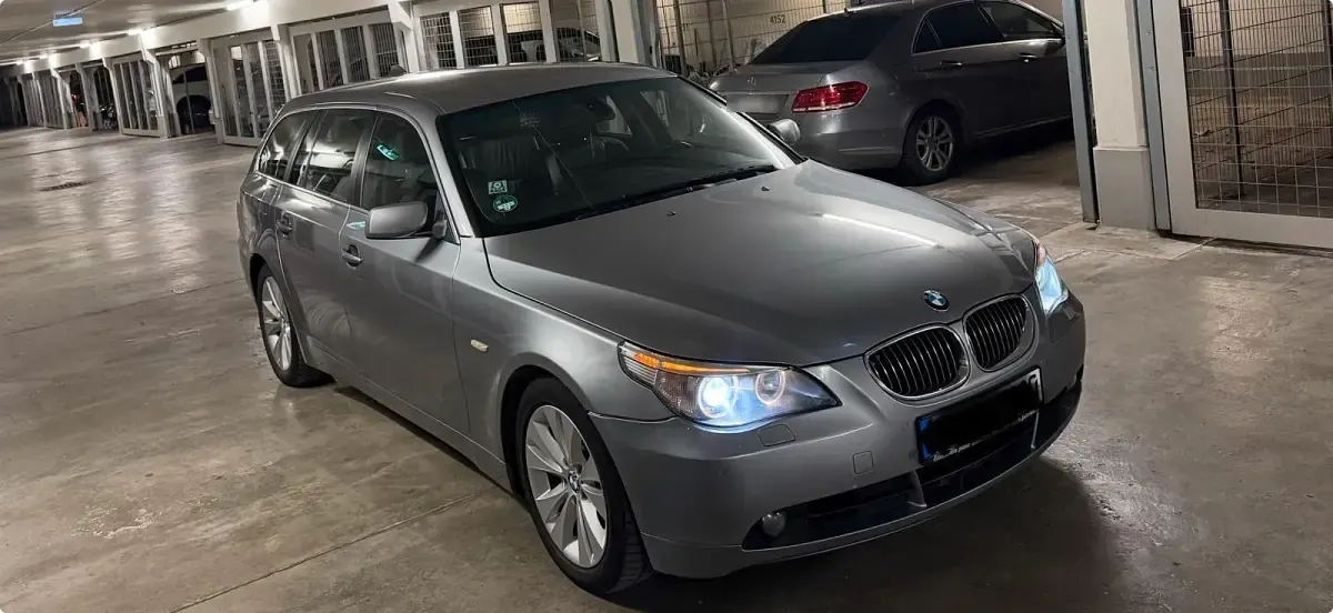 Gebraucht BMW 525 218 PS (160 kW) 2006 Grau Kombi