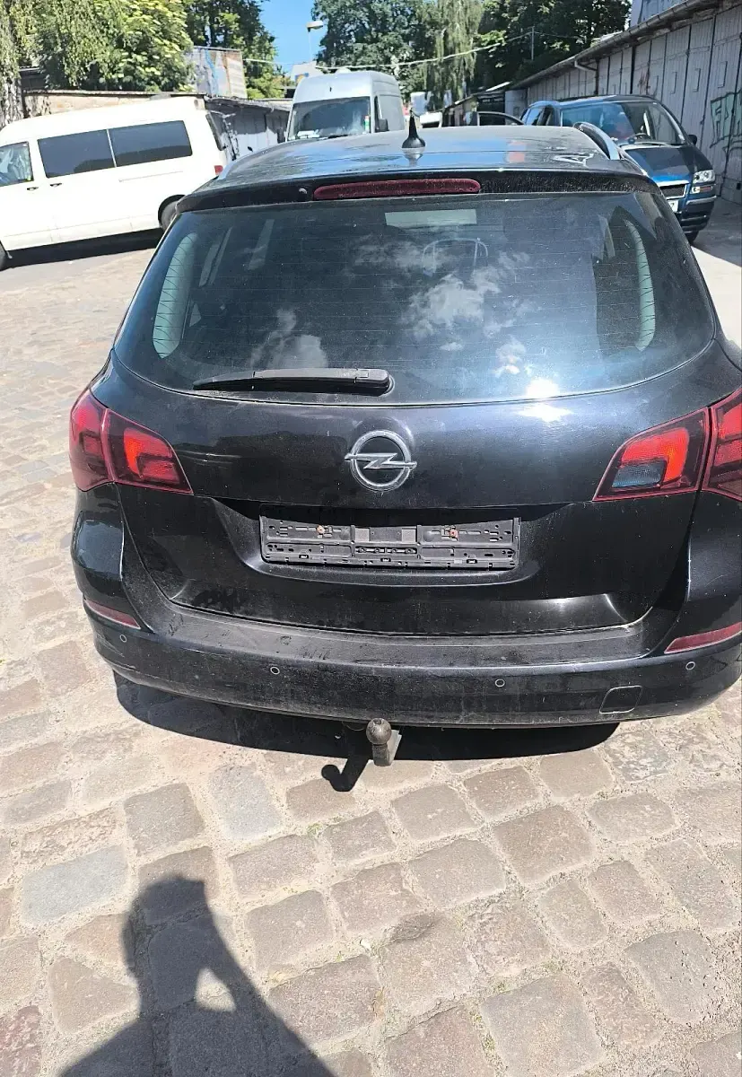 Gebraucht Opel Astra 110 PS (80 kW) 2011 Schwarz Kombi