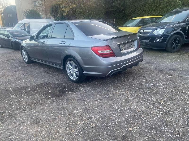 Gebraucht Mercedes C200 136 PS (100 kW) 2011 Palladiumsilber  metalliclack Limousine