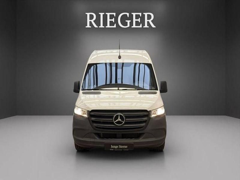 Gebraucht Mercedes Sprinter 150 PS (110 kW) 2024 Arktikweiß Van