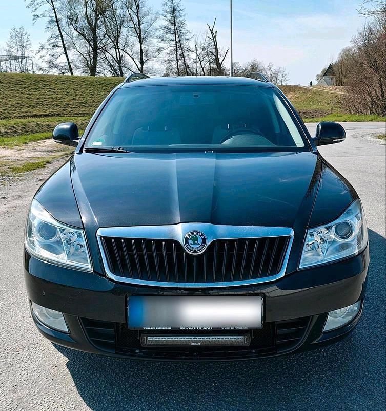 Gebraucht Skoda Octavia 105 PS (77 kW) 2009 Schwarz Kombi