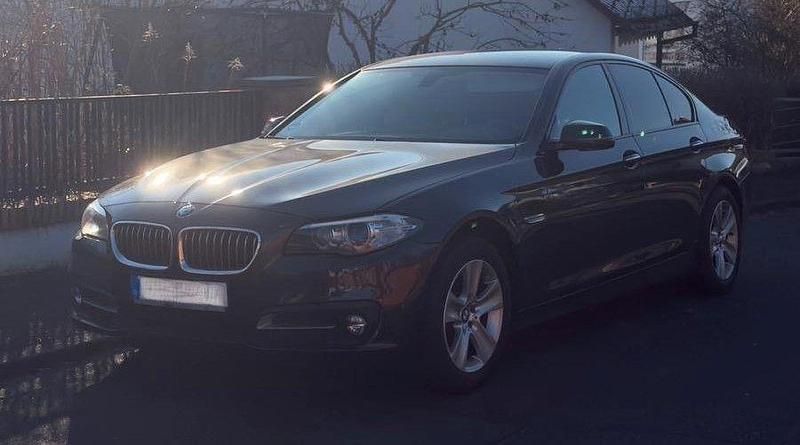 Grau Gebraucht 2015 BMW 520 Limousine | 14.500 € (Fairer Preis) - Bild 1/4