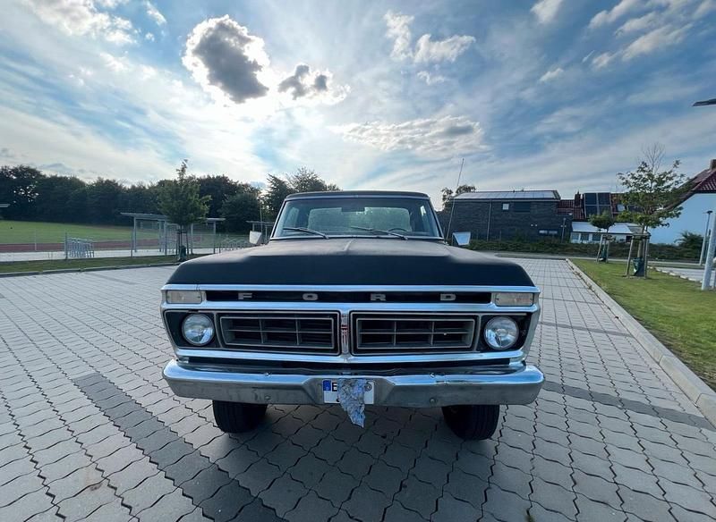 Gebraucht Ford V8 146 PS (107 kW) 1976 Schwarz SUV