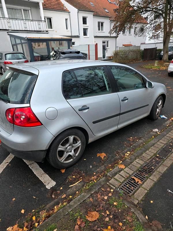 Gebraucht VW Golf IV 115 PS (84 kW) 2004 Silber Limousine