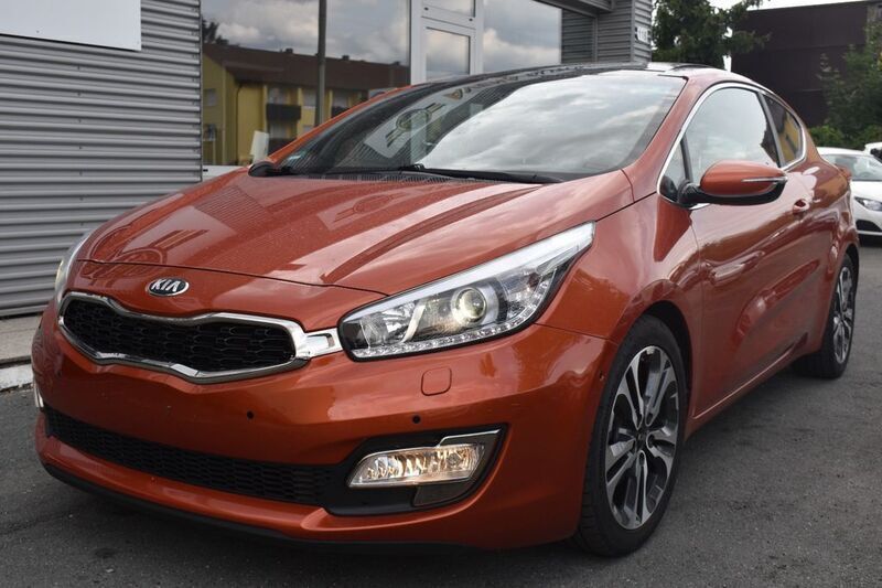 Orange Gebraucht 2014 Kia ProCeed Spirit Kleinwagen | 9.990 € (Teuer) - Bild 1/4