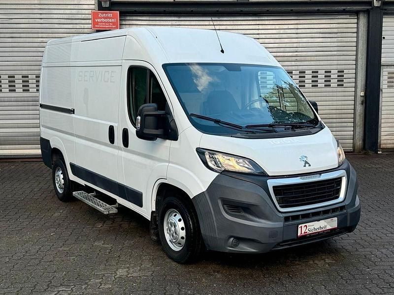 Gebraucht Peugeot Boxer 163 PS (119 kW) 2017 Weiß Van