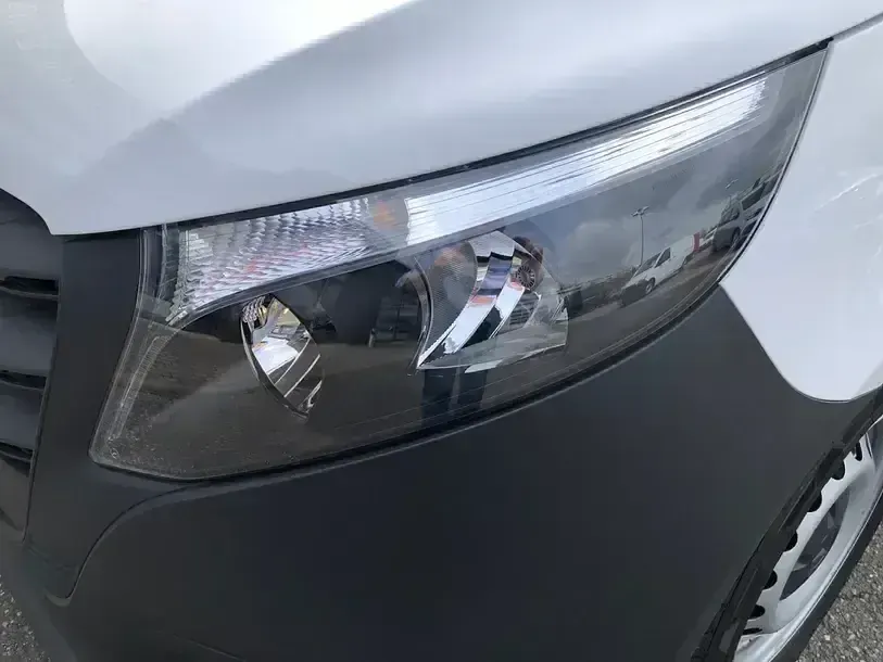 Neu Mercedes Vito 136 PS (100 kW) 2025 Arktikweiß Van