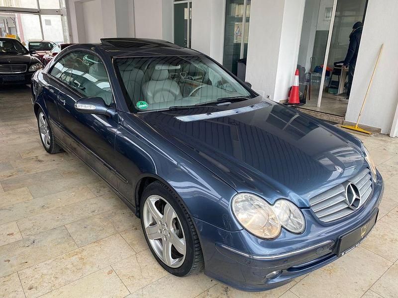 Gebraucht Mercedes CLK240 Elegance 170 PS (125 kW) 2003 Blau Coupé