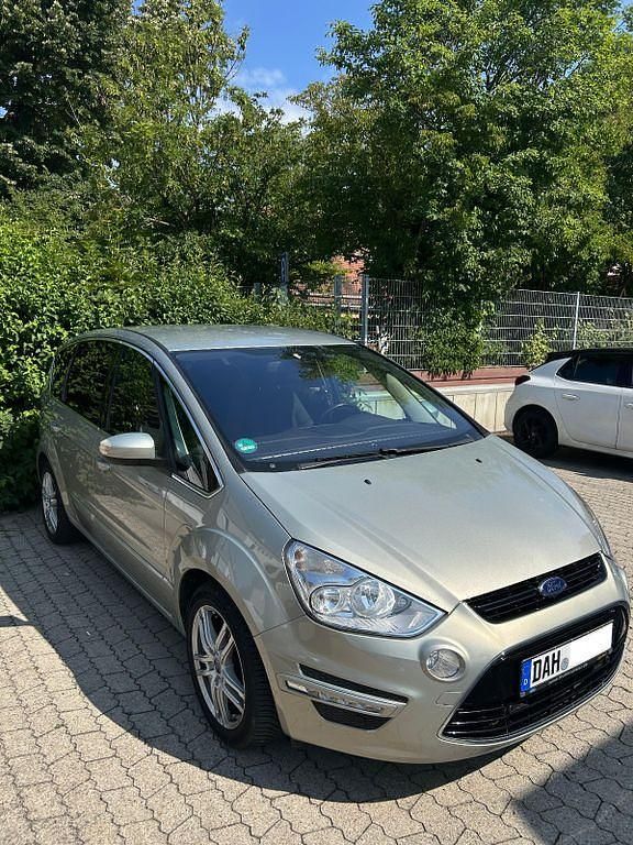 Gebraucht 2010 Ford S-MAX Titanium Van / Kleinbus | 7.499 € (Fairer Preis) - Bild 1/4