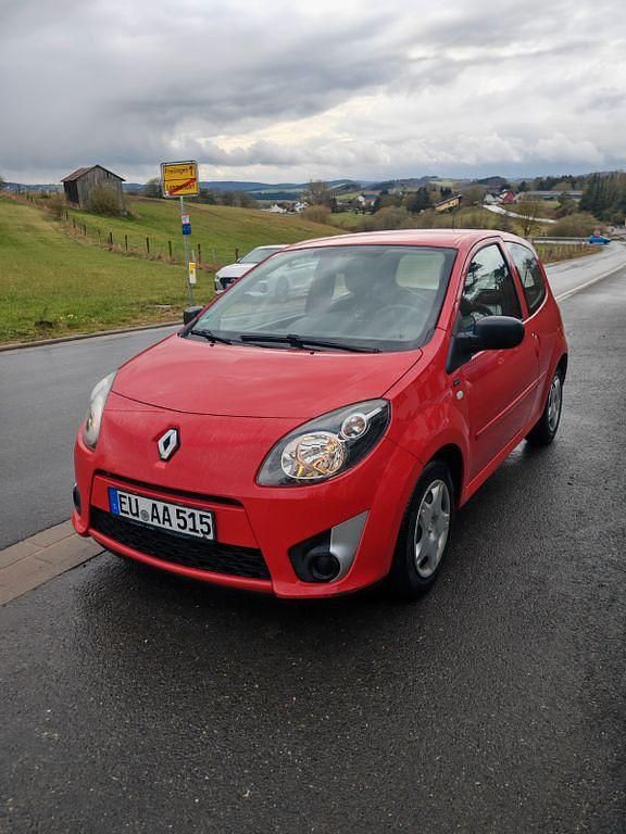 Gebraucht Renault Twingo Dynamique 75 PS (55 kW) 2011 Rot Kleinwagen