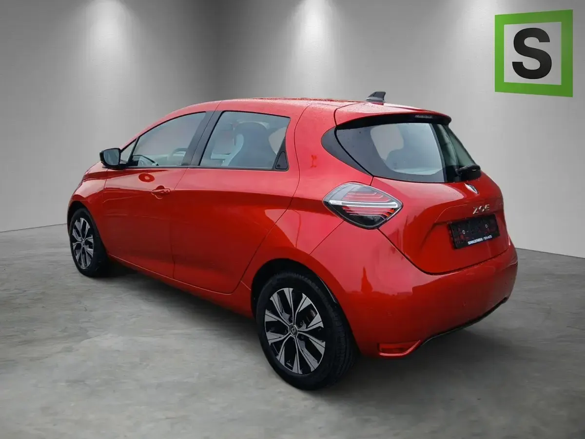 Gebraucht Renault Zoe Evolution 100 kW (136 PS) 2023 Rot Kleinwagen