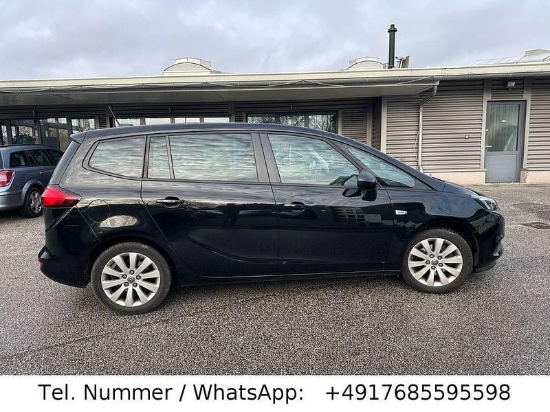 Gebraucht Opel Zafira Tourer 140 PS (102 kW) 2018 Schwarz Van / Kleinbus