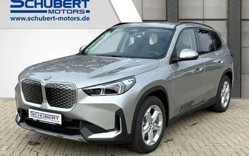 Gebraucht BMW iX1 Comfort Edition 150 kW (204 PS) 2026 SUV
