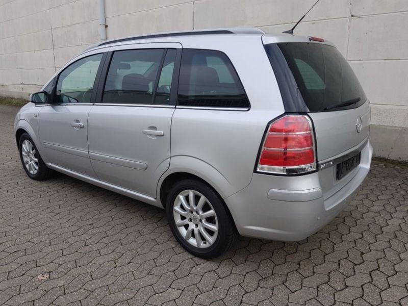 Opel Zafira Gebraucht Von Privat