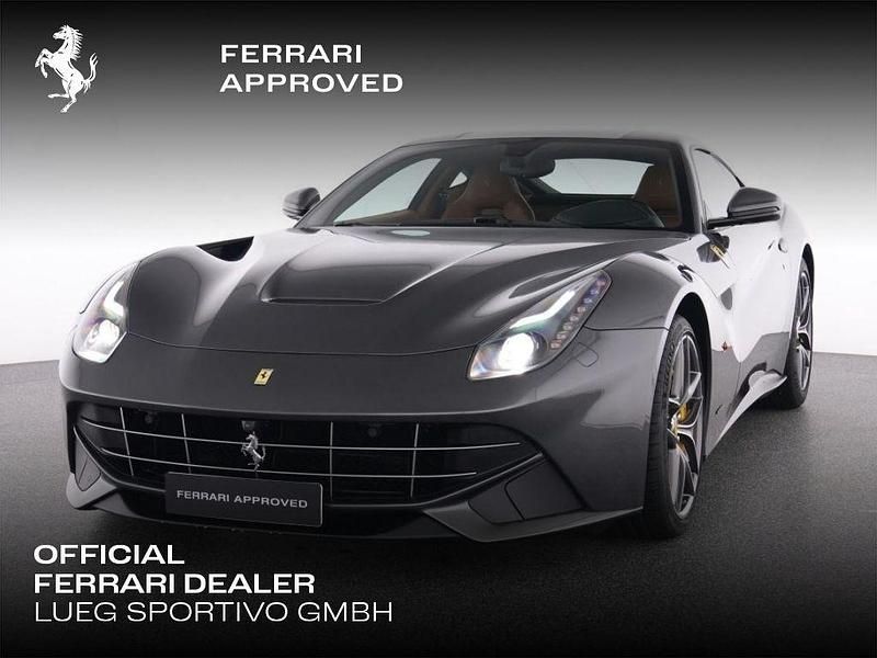 Grau Gebraucht 2015 Ferrari F12 Coupé | 249.885 € (Superpreis) - Bild 1/4