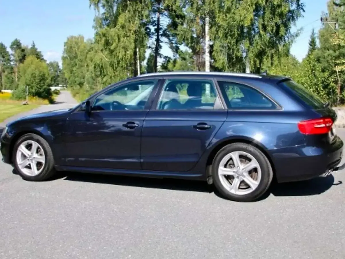 Gebraucht Audi A4 S-Line 120 PS (88 kW) 2014 Blau Kombi