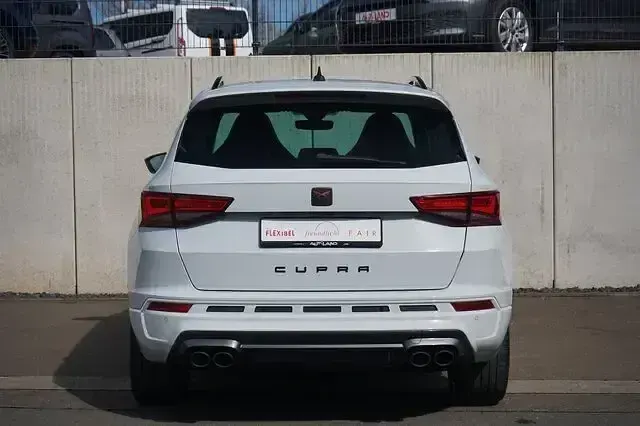 Usata Cupra Ateca 300 CV (220 kW) 2021 Bianco SUV
