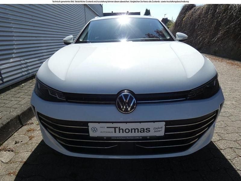 Gebraucht VW Passat Business 150 PS (110 kW) 2025 Pure white (weiß) Kombi