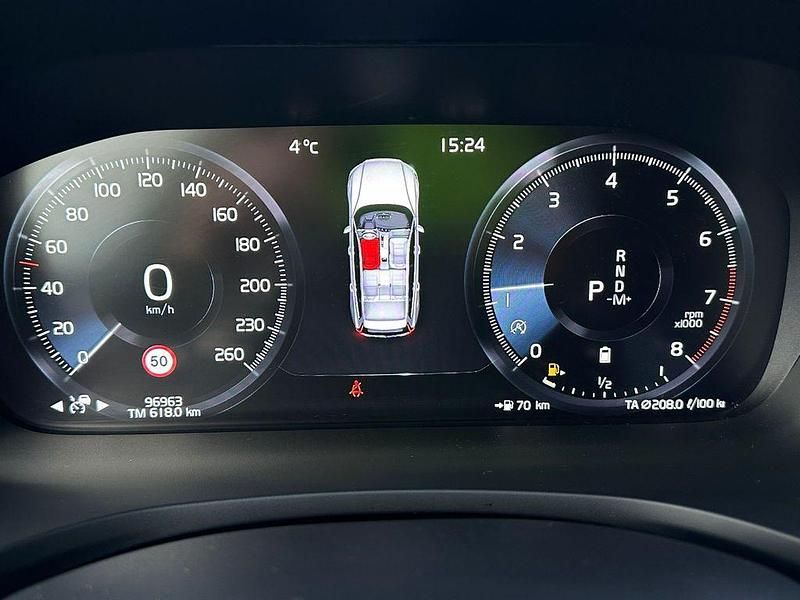 Gebraucht Volvo V60 CC Pro 250 PS (183 kW) 2020 Grau Kombi