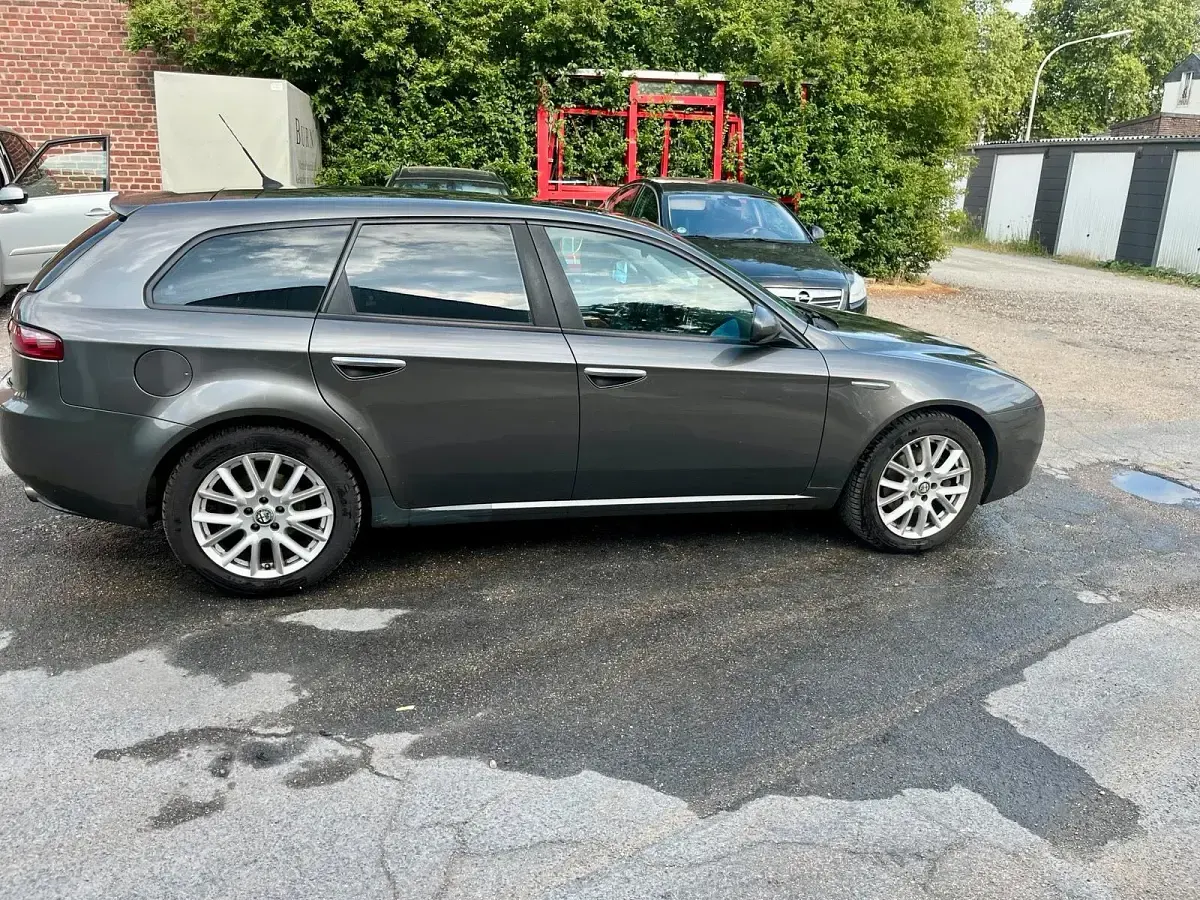Gebraucht Alfa Romeo 159 185 PS (136 kW) 2007 Grau Coupé